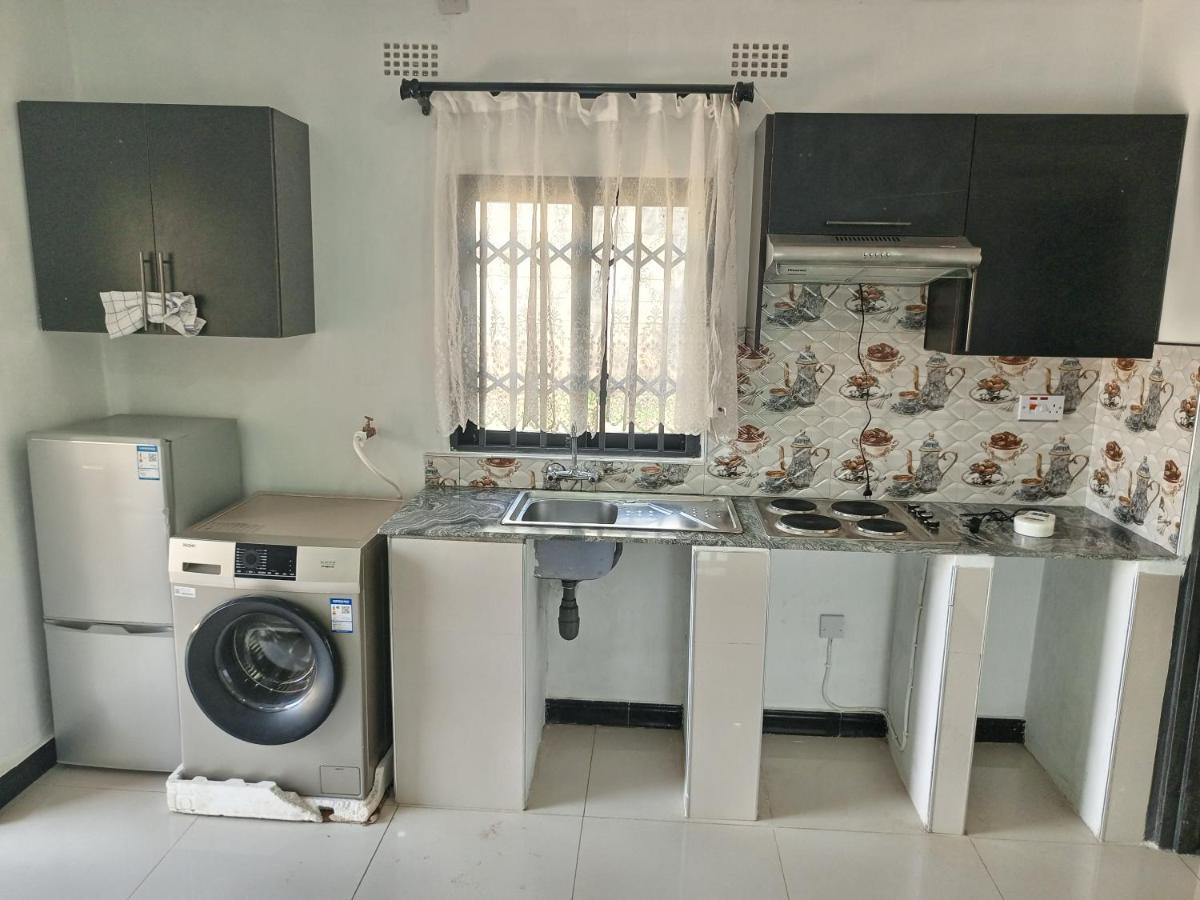 Matt Bed And Breakfast Lilongwe Esterno foto